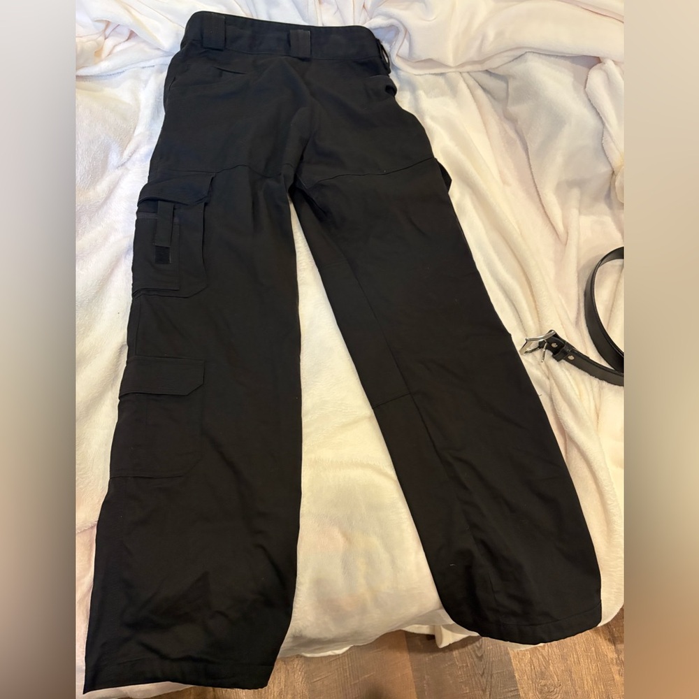 14 Long 5.11 Tactical womens Dark Cargo Pants with Belt